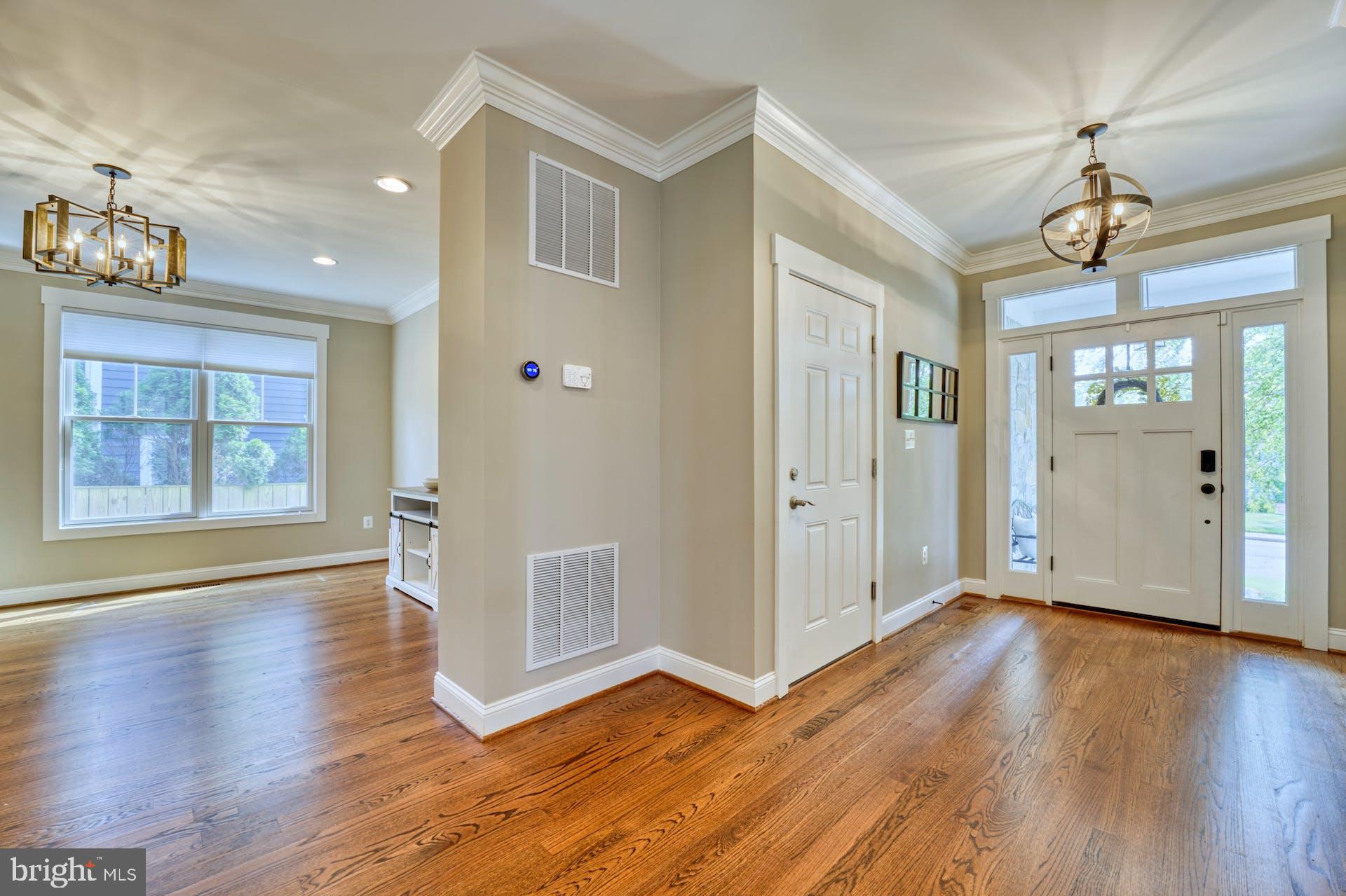 FALLS CHURCH CITY - Residential