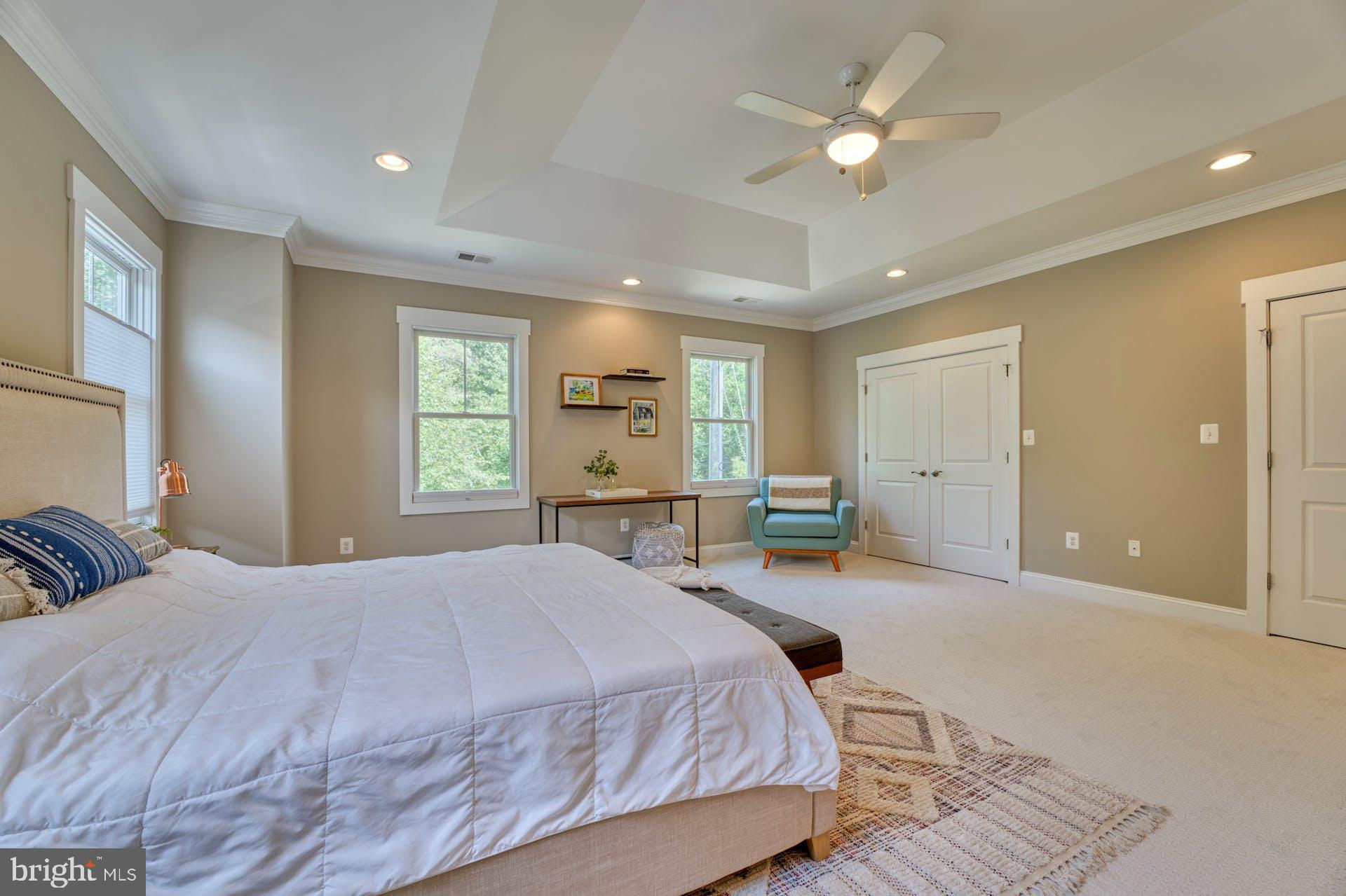 FALLS CHURCH CITY - Residential