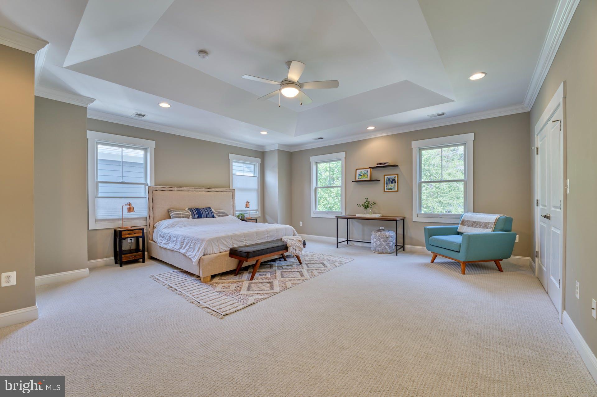 FALLS CHURCH CITY - Residential