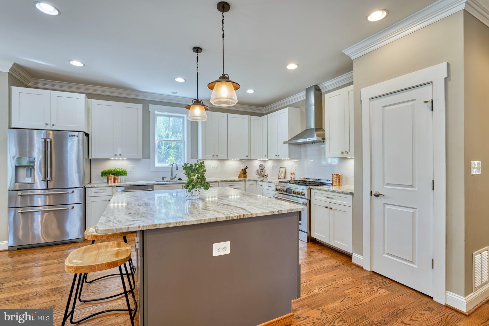 FALLS CHURCH CITY - Residential