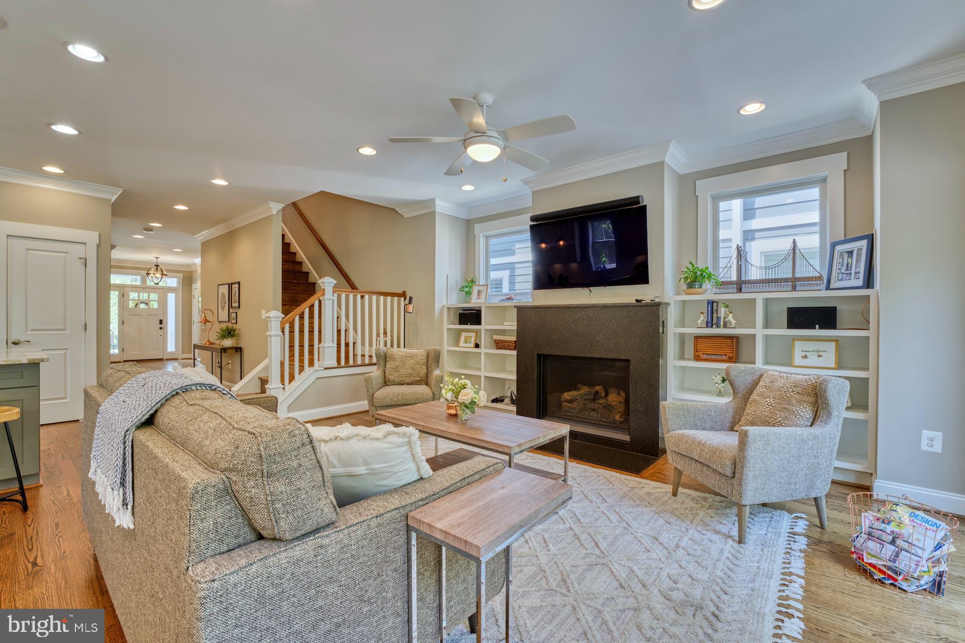 FALLS CHURCH CITY - Residential