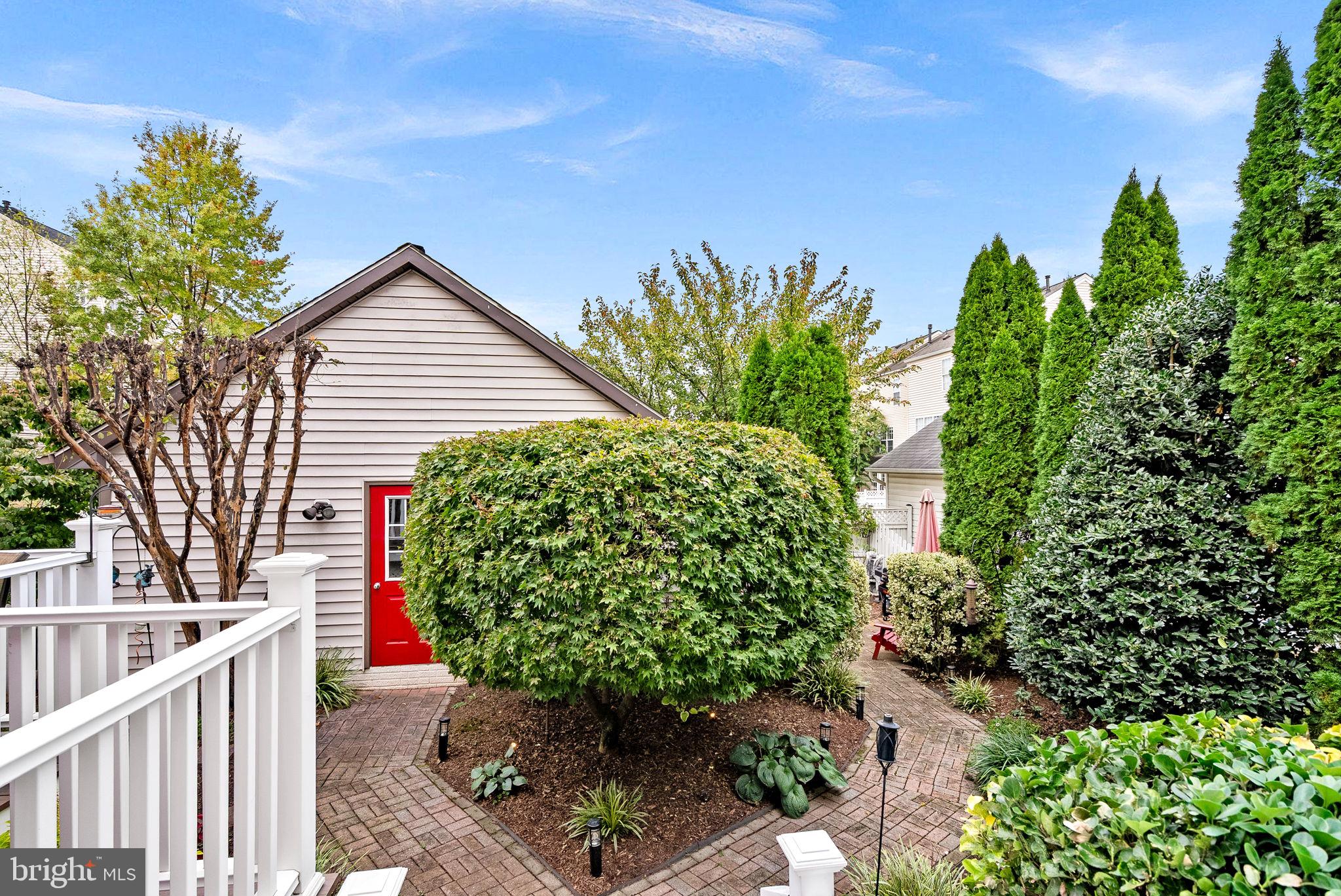 BELMONT GREENE - Residential Lease