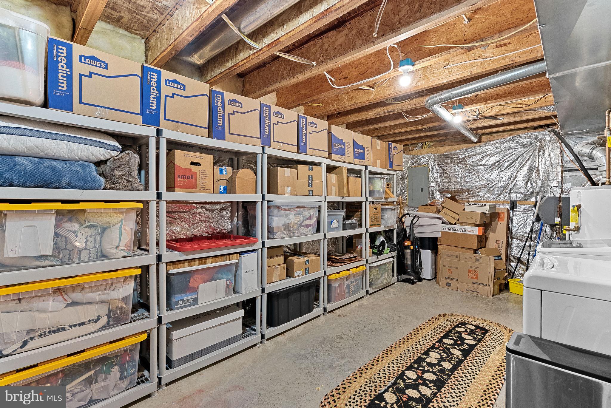 BELMONT GREENE - Residential Lease