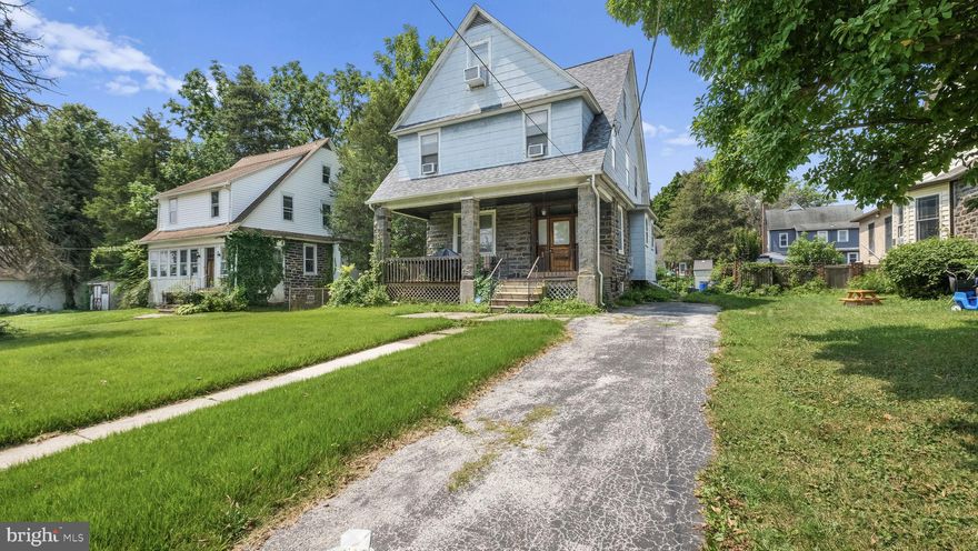 This large house on a big lot and a great block, offers the buyer equity if they are willing to put in some work.
Only recently vacated, it features 3 floors, a large covered front porch, fenced rear yard, long driveway, 
On the main floor is a powder room with extra space for a full bath.
Seller will be paying off $39,000.00 for the solar panels,  so buyer owns it free and clear, only 3 years old.  Seller sees almost no electric bills, except when the sun doesn't shine enough to create electric. What a bonus!!! Come and see what you can do to make this house home.  The house is being sold as is.  Buyer to get the Aldan Borough Use and Occupancy Certificate.