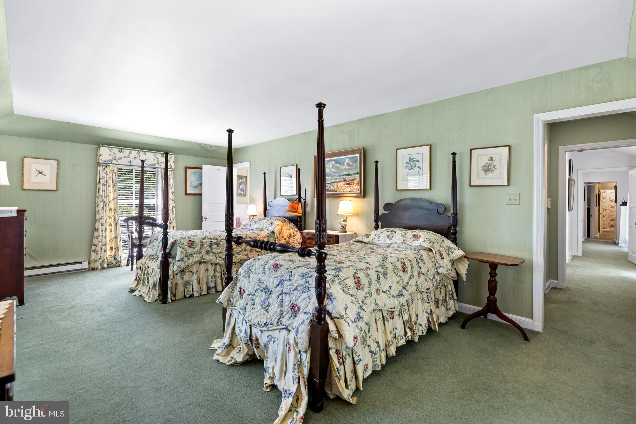 CAVES VALLEY - Residential