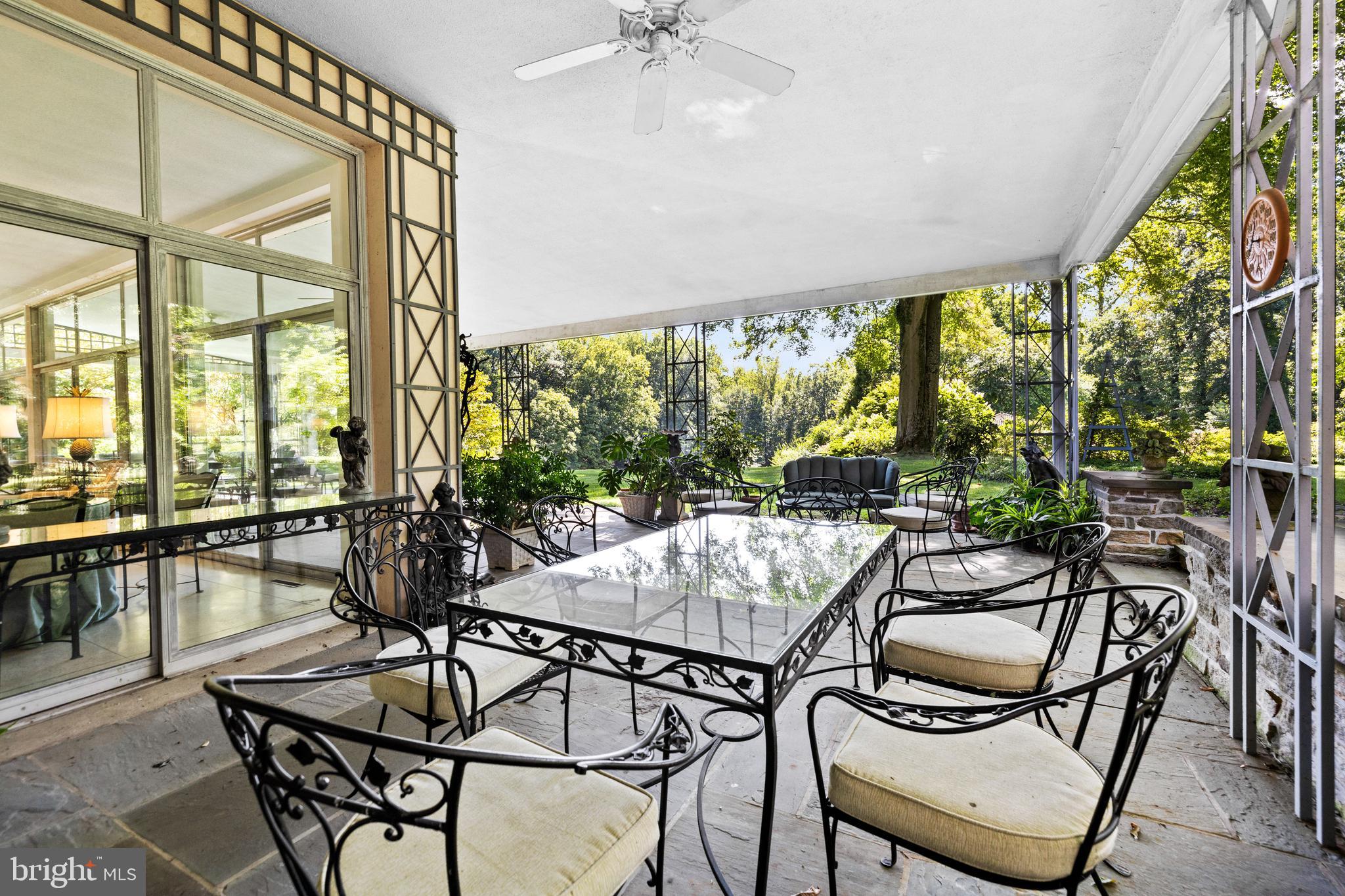 CAVES VALLEY - Residential