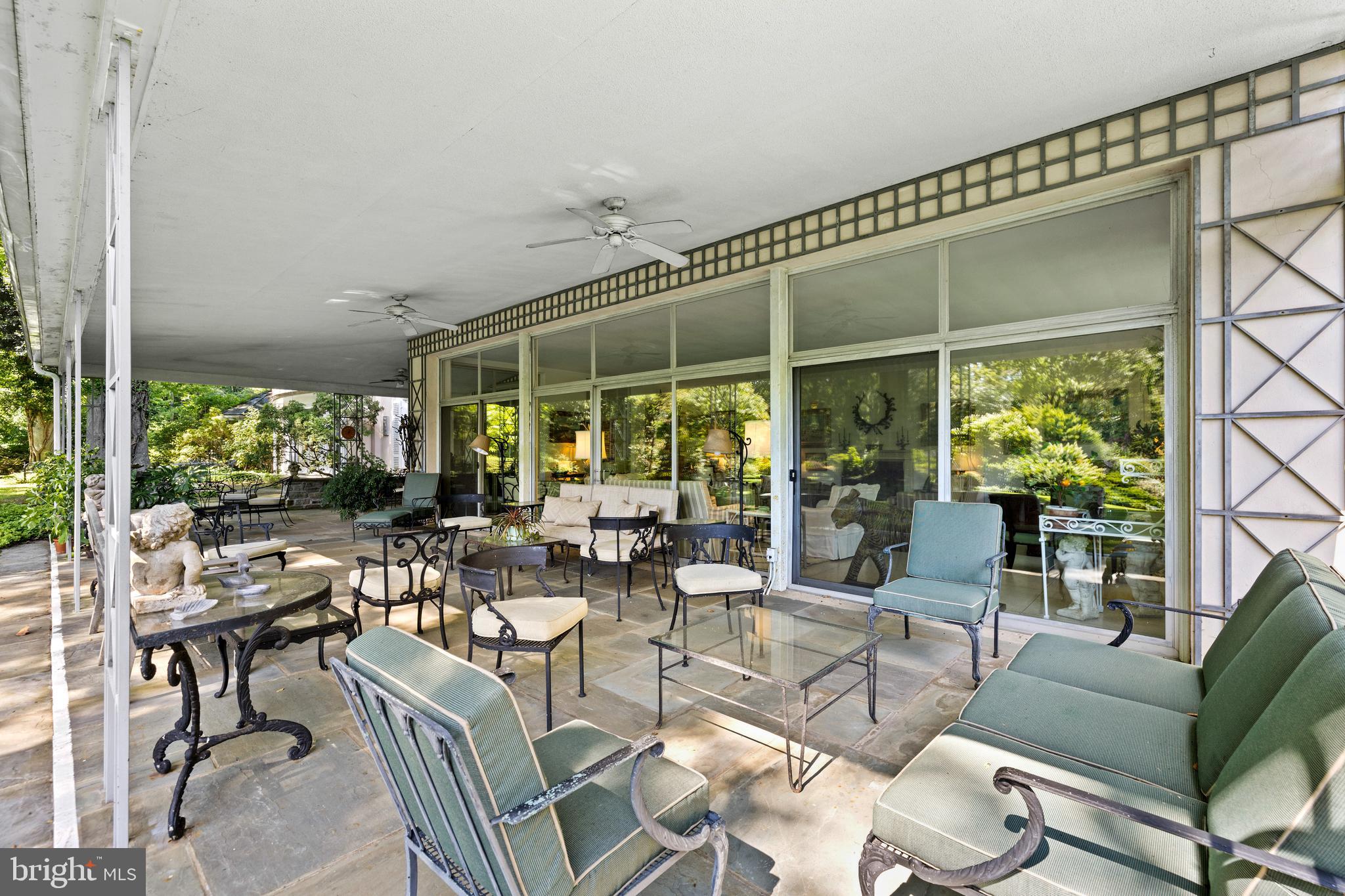 CAVES VALLEY - Residential