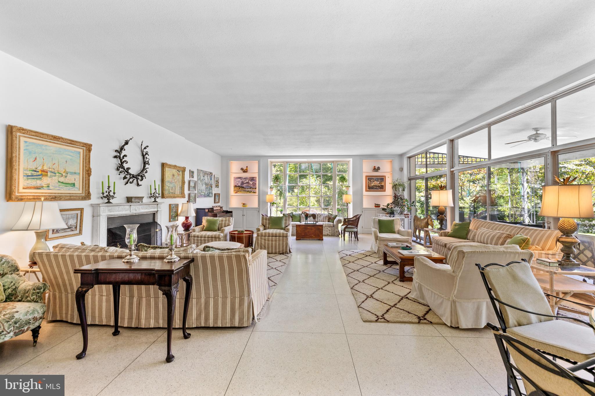 CAVES VALLEY - Residential