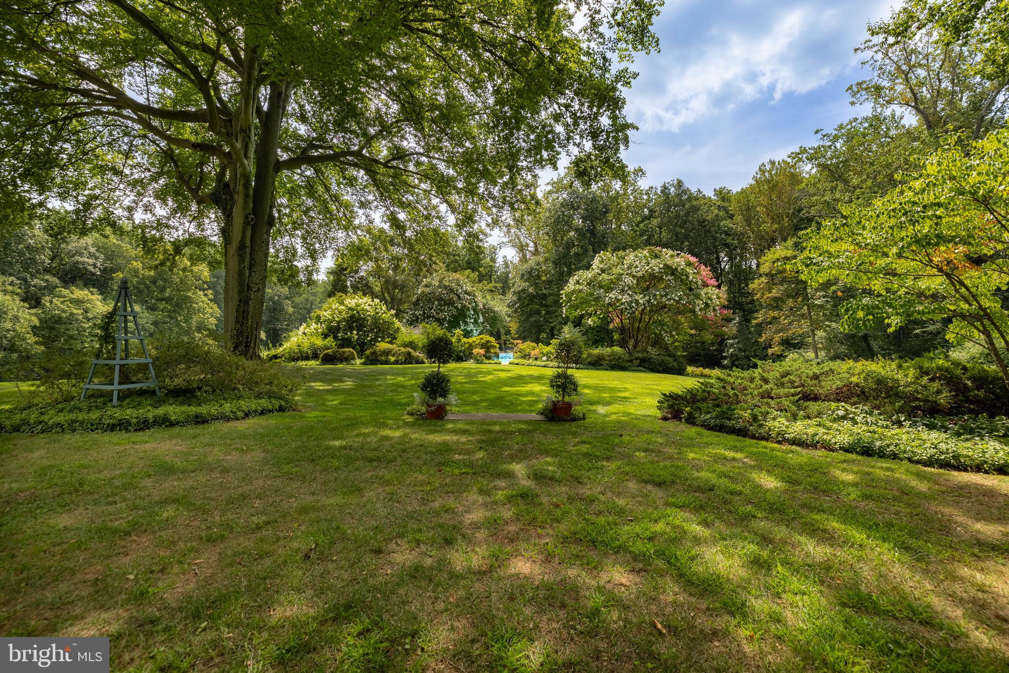 CAVES VALLEY - Residential