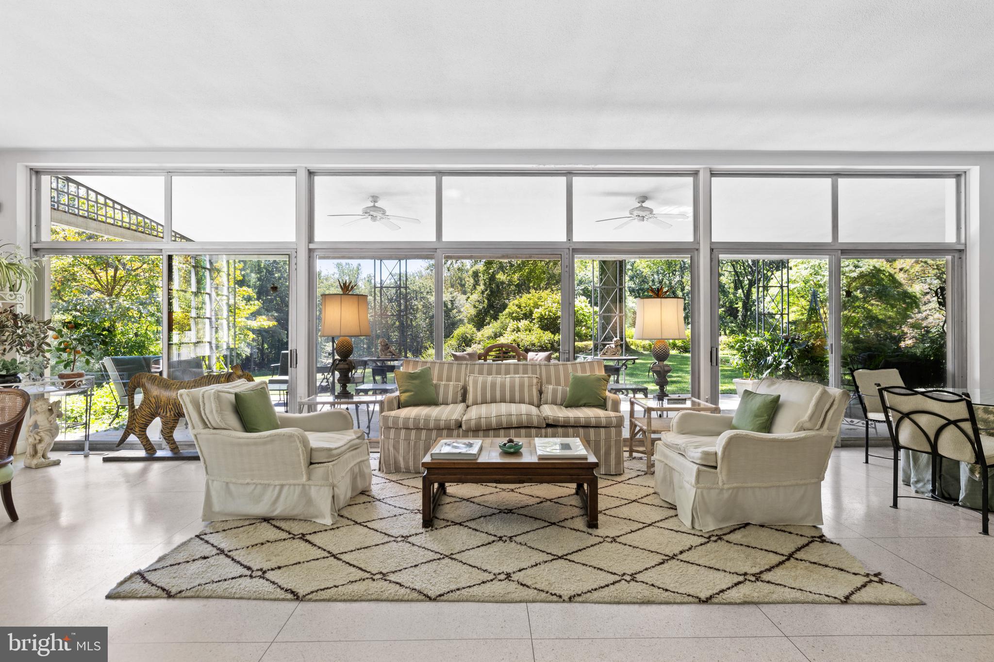 CAVES VALLEY - Residential