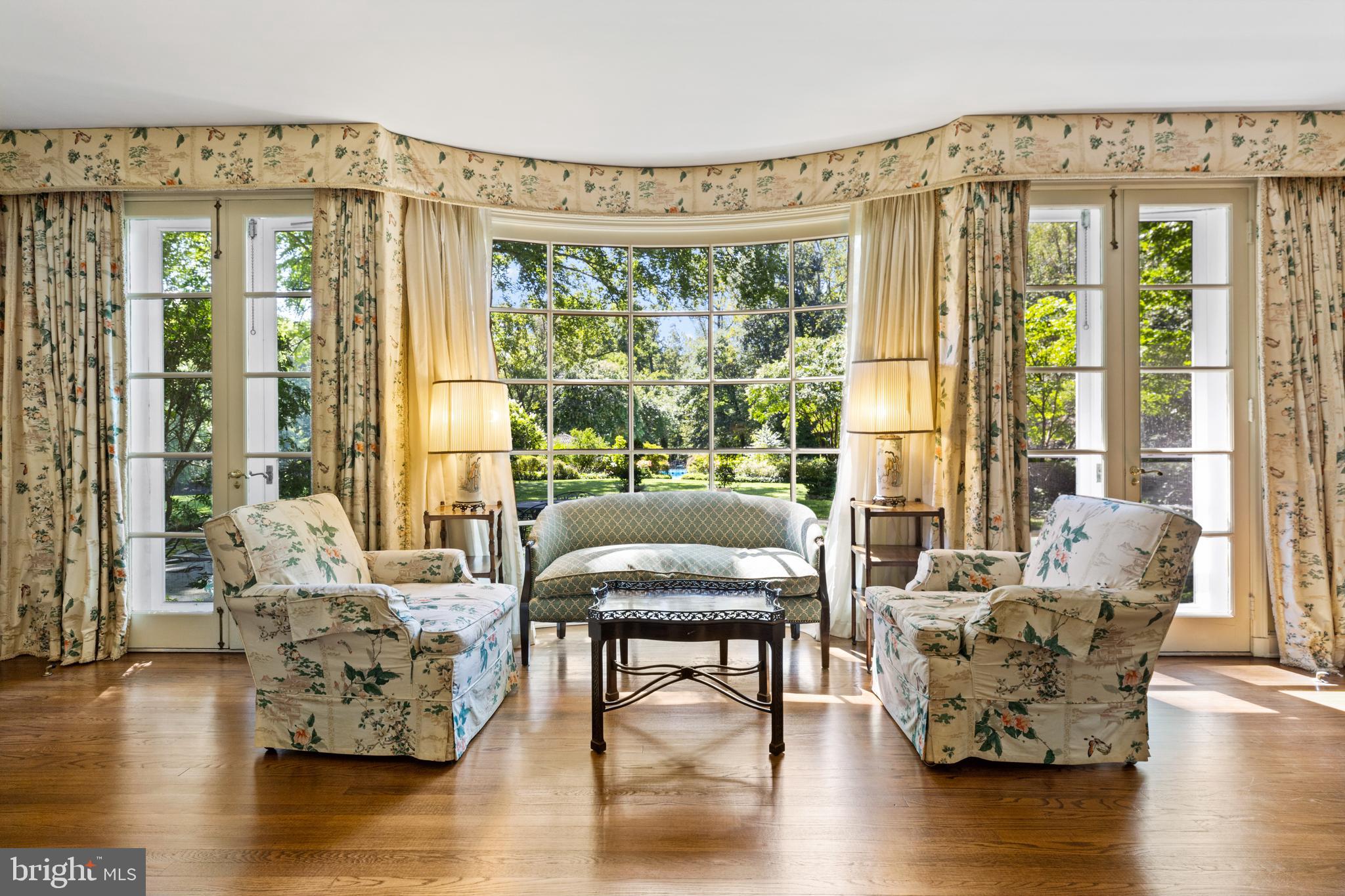 CAVES VALLEY - Residential