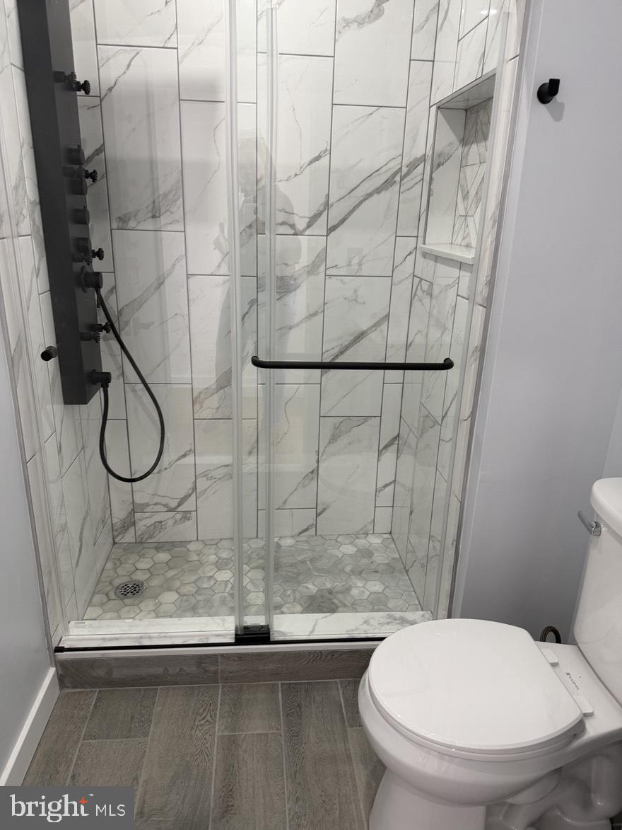 PORT RICHMOND - Residential