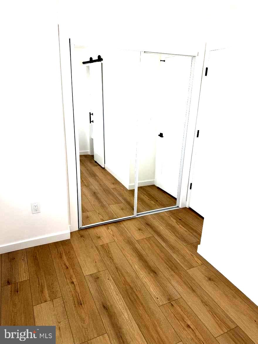 PORT RICHMOND - Residential