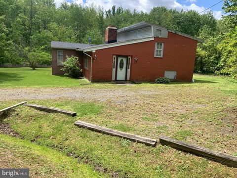 Homes For Sale - 36061 Roosevelt Boulevard<br/> CHAPTICO, MD 20621