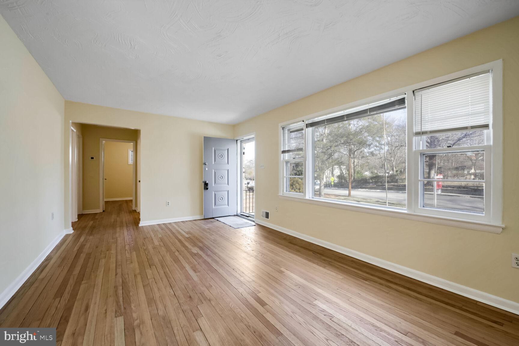 BERWYN HEIGHTS - Residential