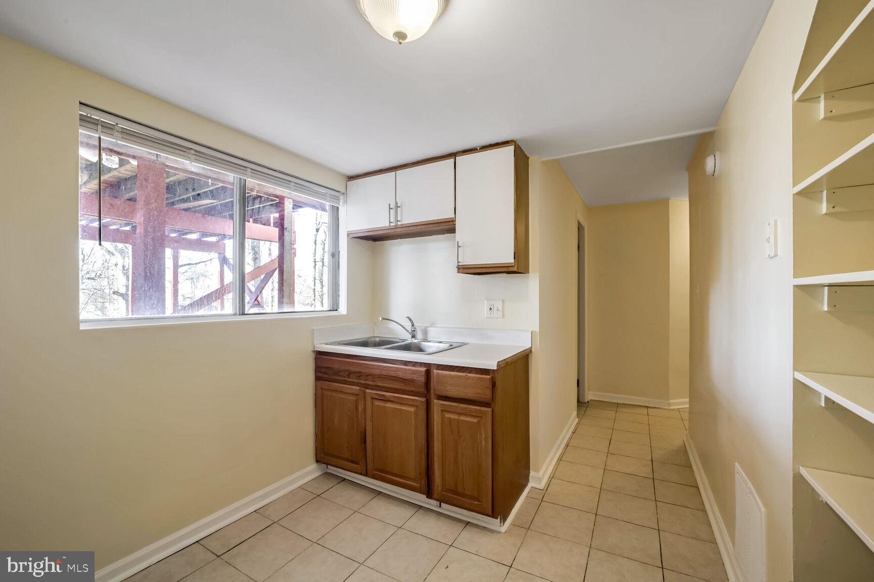 BERWYN HEIGHTS - Residential