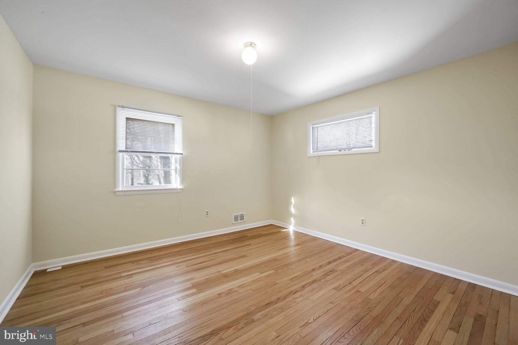 BERWYN HEIGHTS - Residential