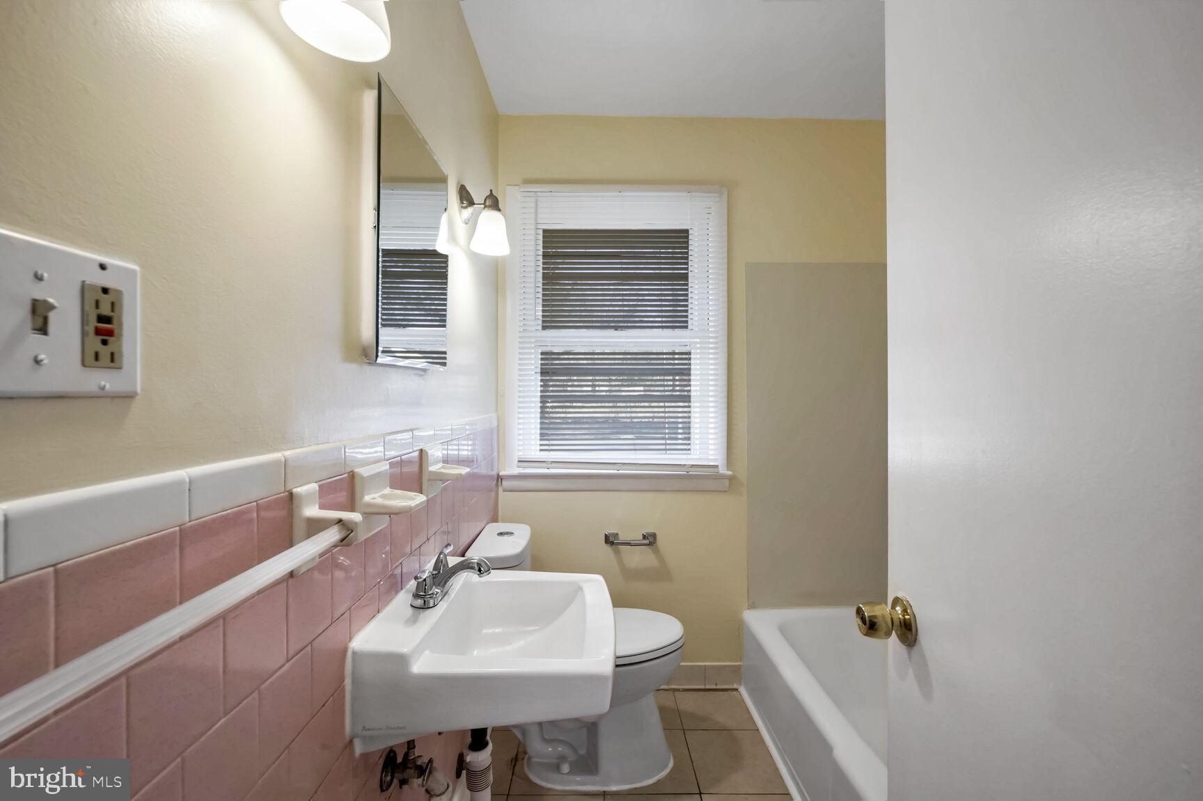 BERWYN HEIGHTS - Residential