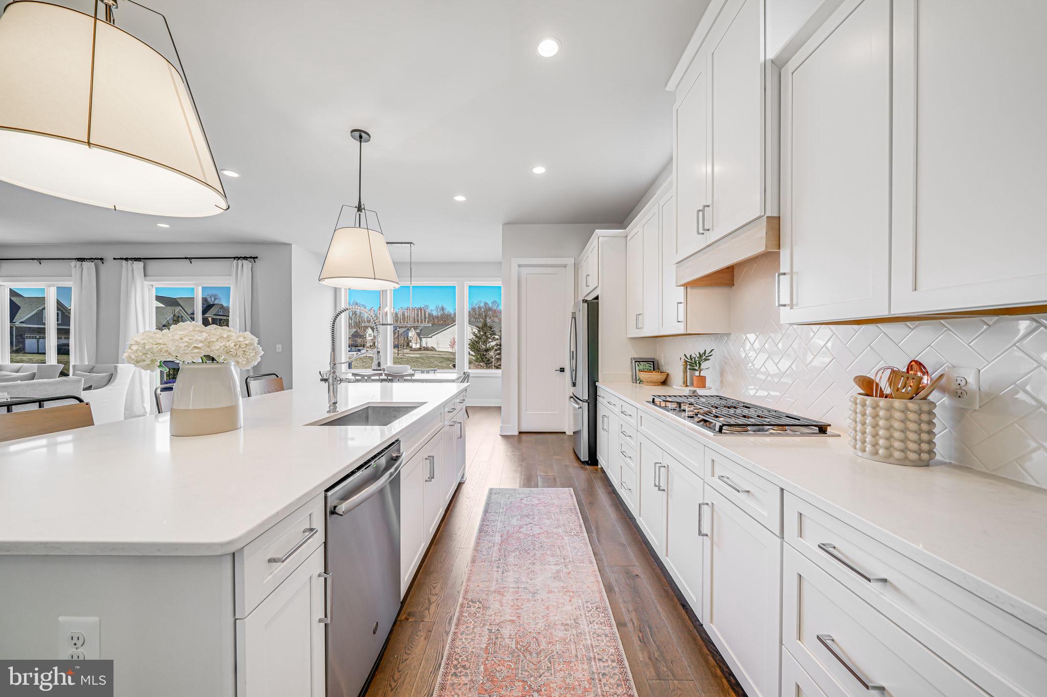 DOMINION VALLEY COUNTRY CLUB - Residential