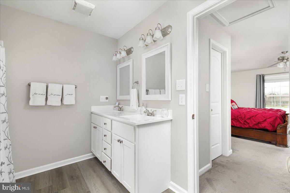 RED HILL - Residential