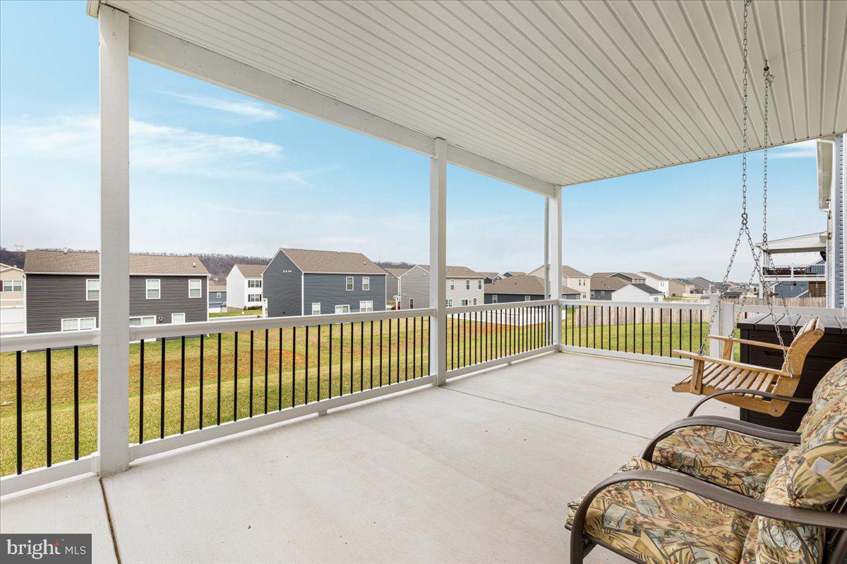 RED HILL - Residential