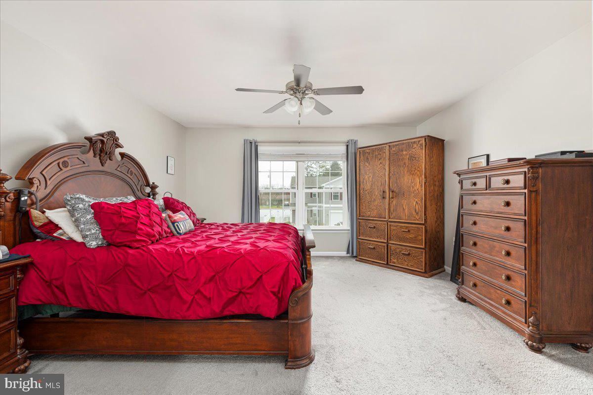 RED HILL - Residential