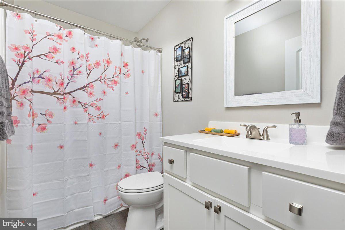 RED HILL - Residential