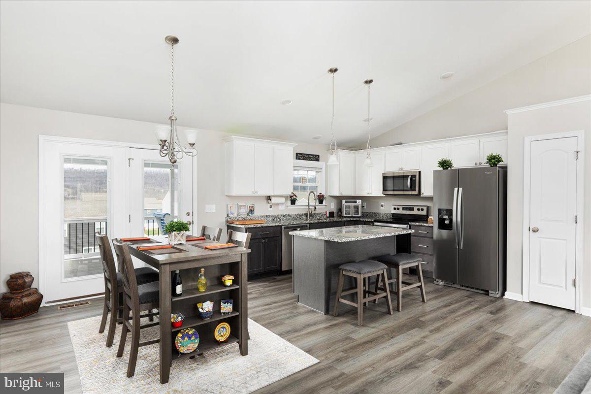 RED HILL - Residential