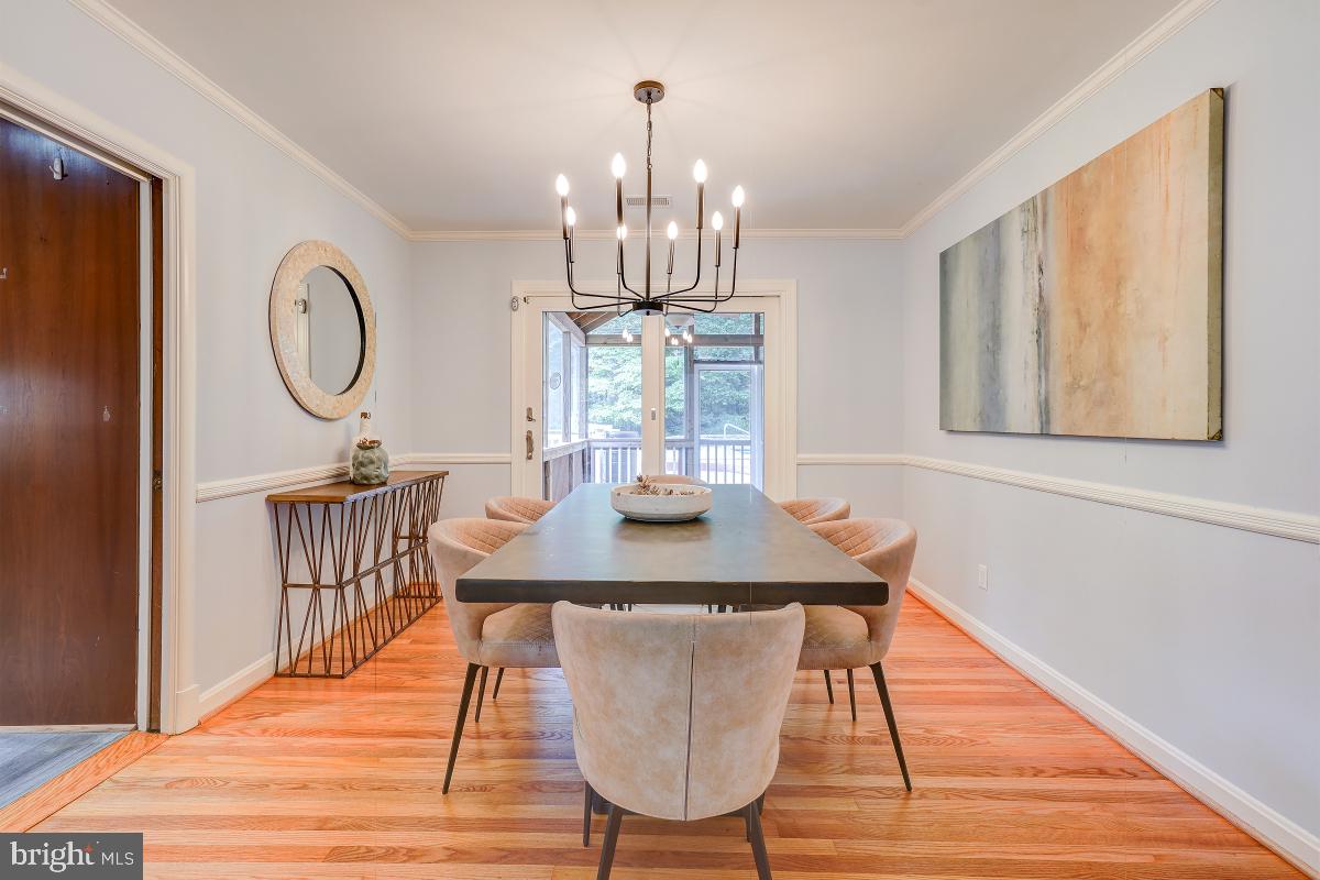 GOLF CLUB MANOR - Residential