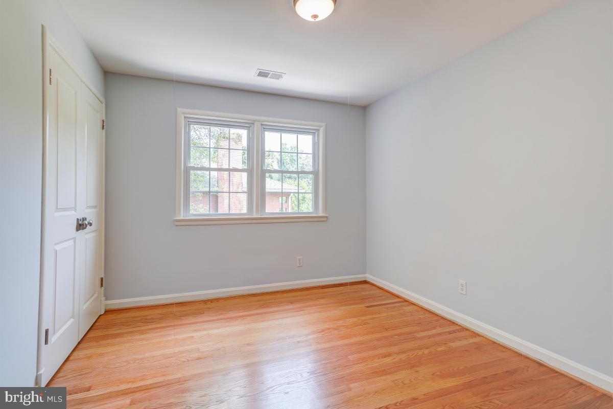 GOLF CLUB MANOR - Residential