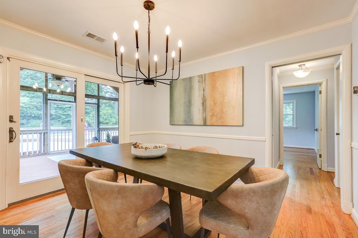 GOLF CLUB MANOR - Residential