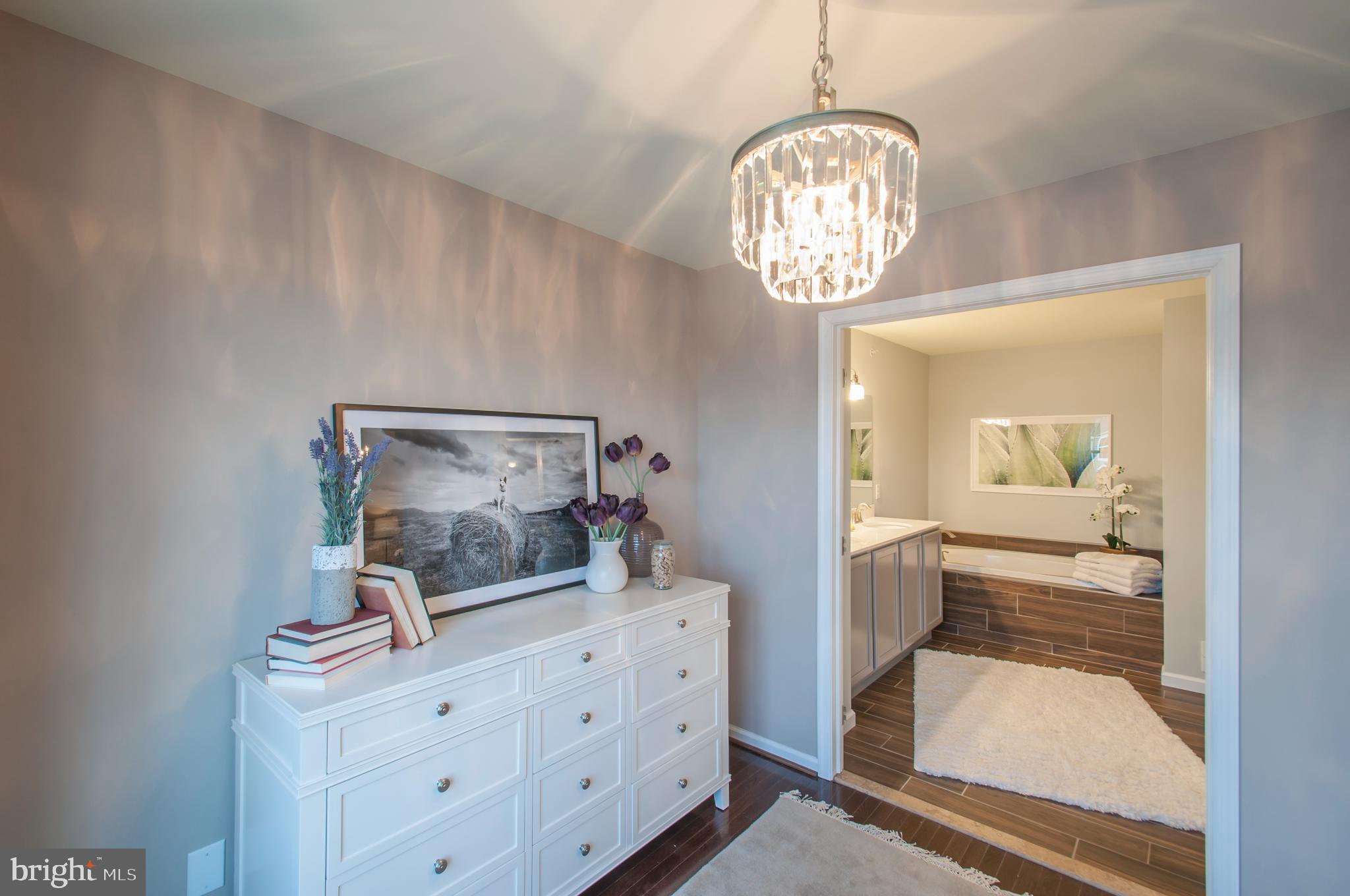 HIDDEN MEADOWS - Residential