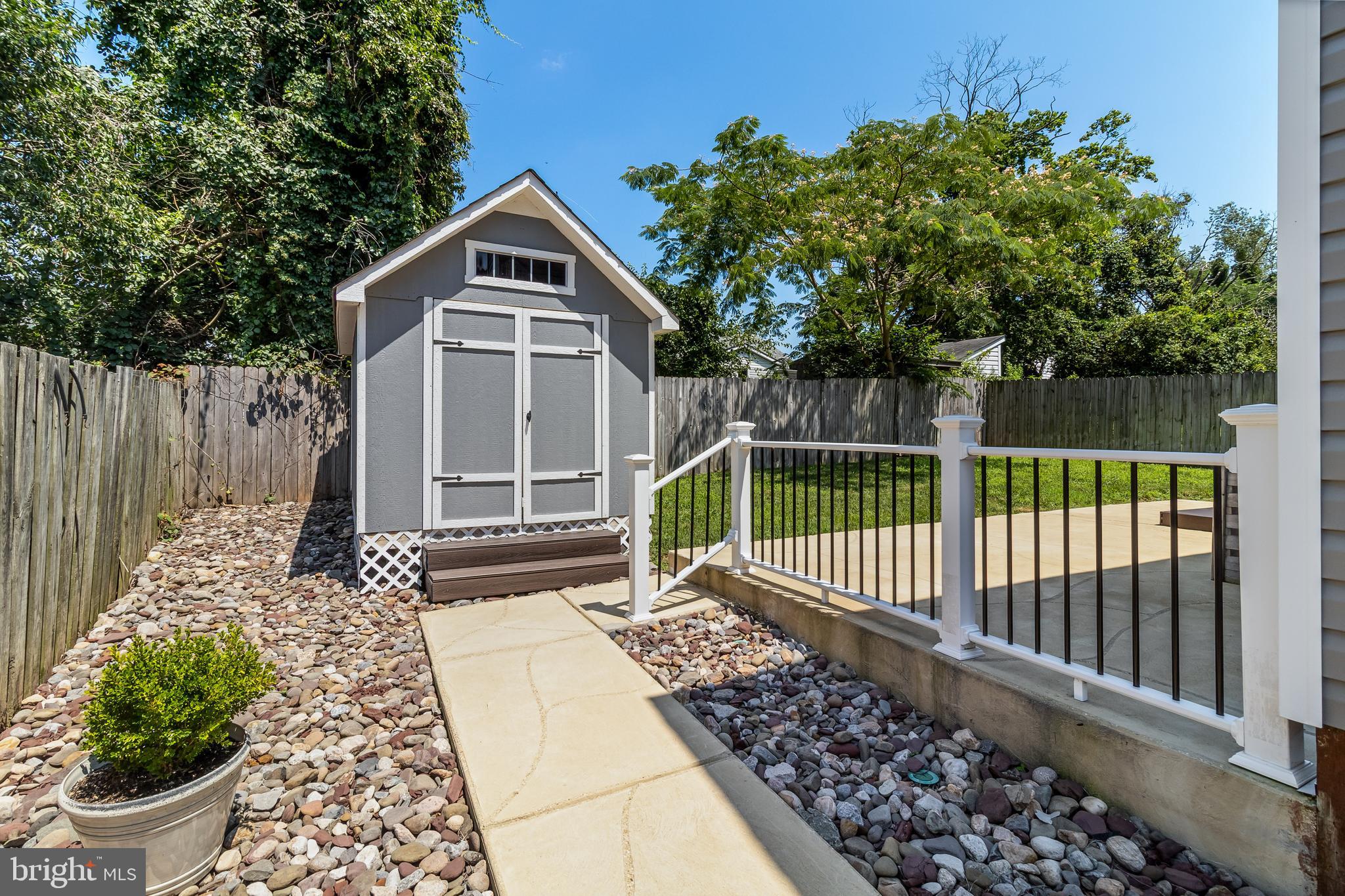 PETE GROVER - ST LEONARD - Residential