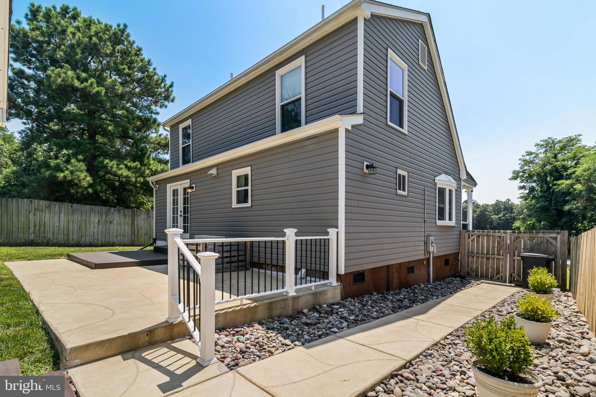 PETE GROVER - ST LEONARD - Residential