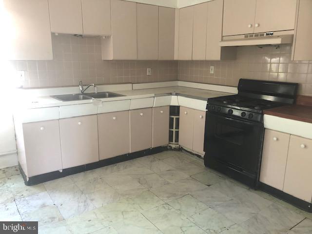 WINDSOR HILLS - Residential Income