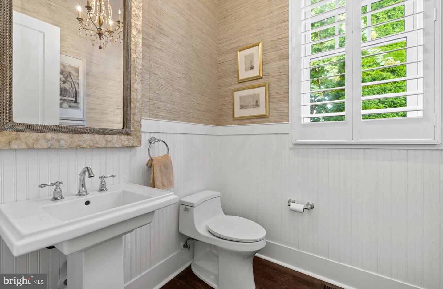 SILVER LAKE SHORES - Residential