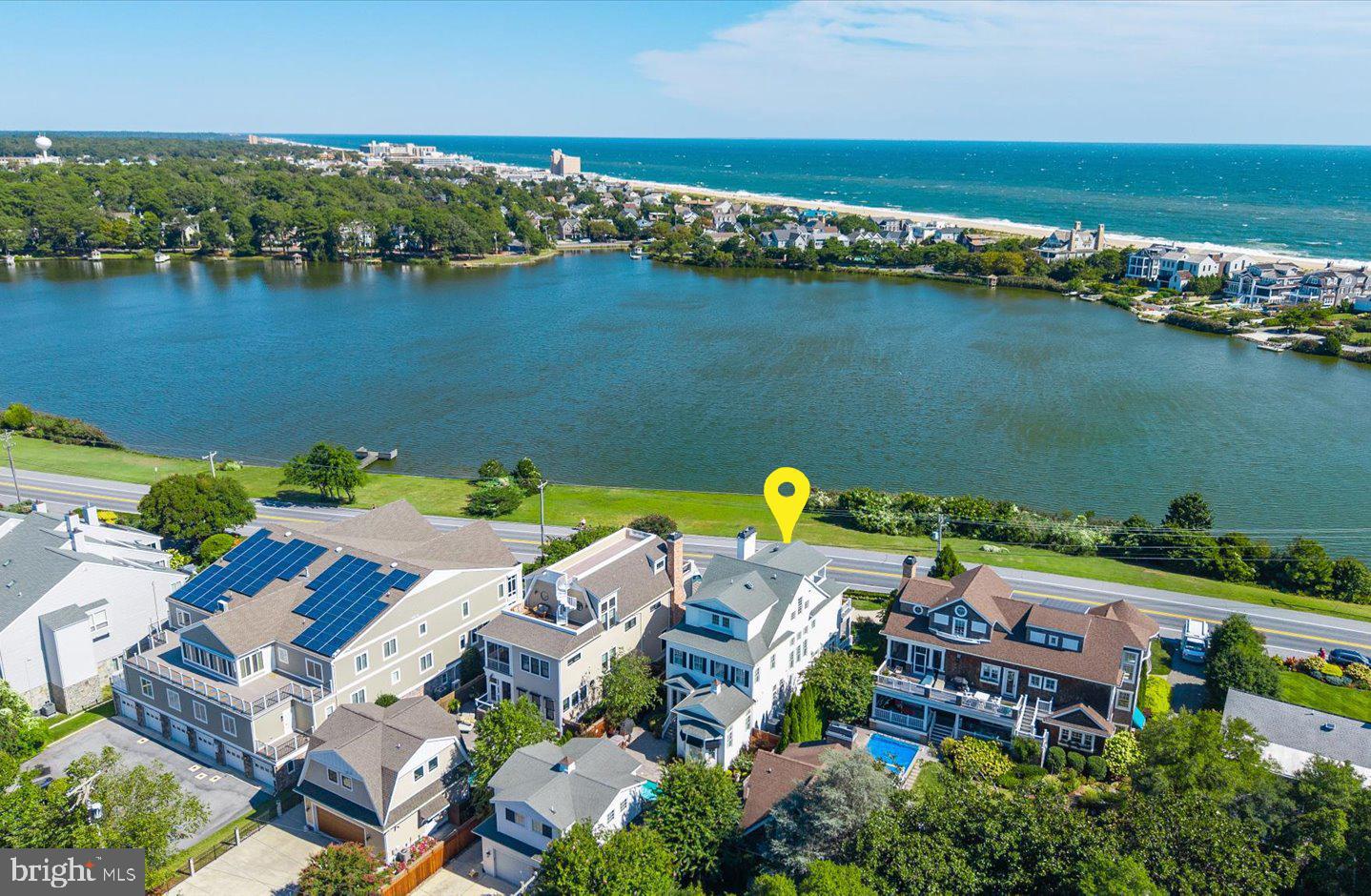 SILVER LAKE SHORES - Residential