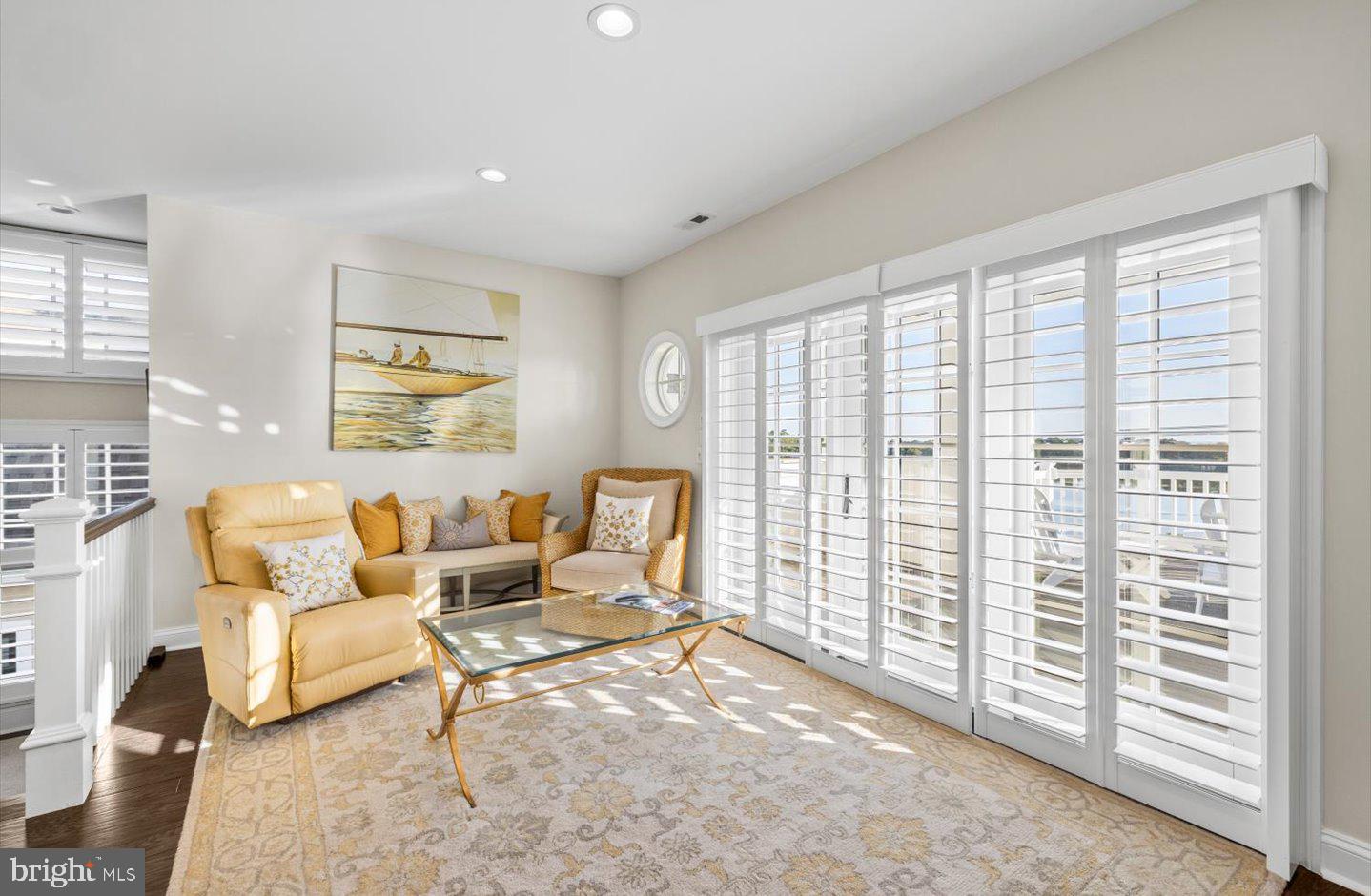 SILVER LAKE SHORES - Residential