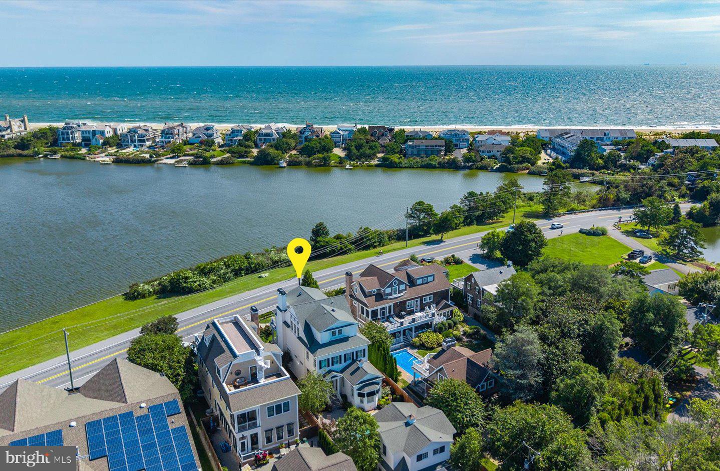 SILVER LAKE SHORES - Residential