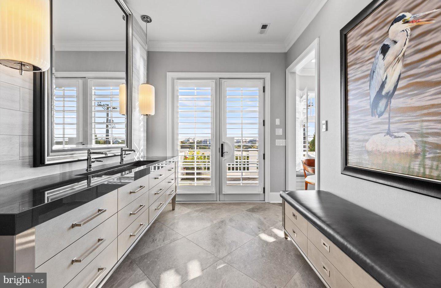 SILVER LAKE SHORES - Residential