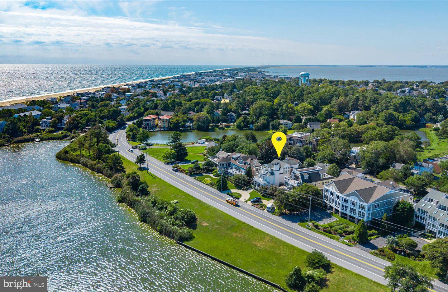 SILVER LAKE SHORES - Residential