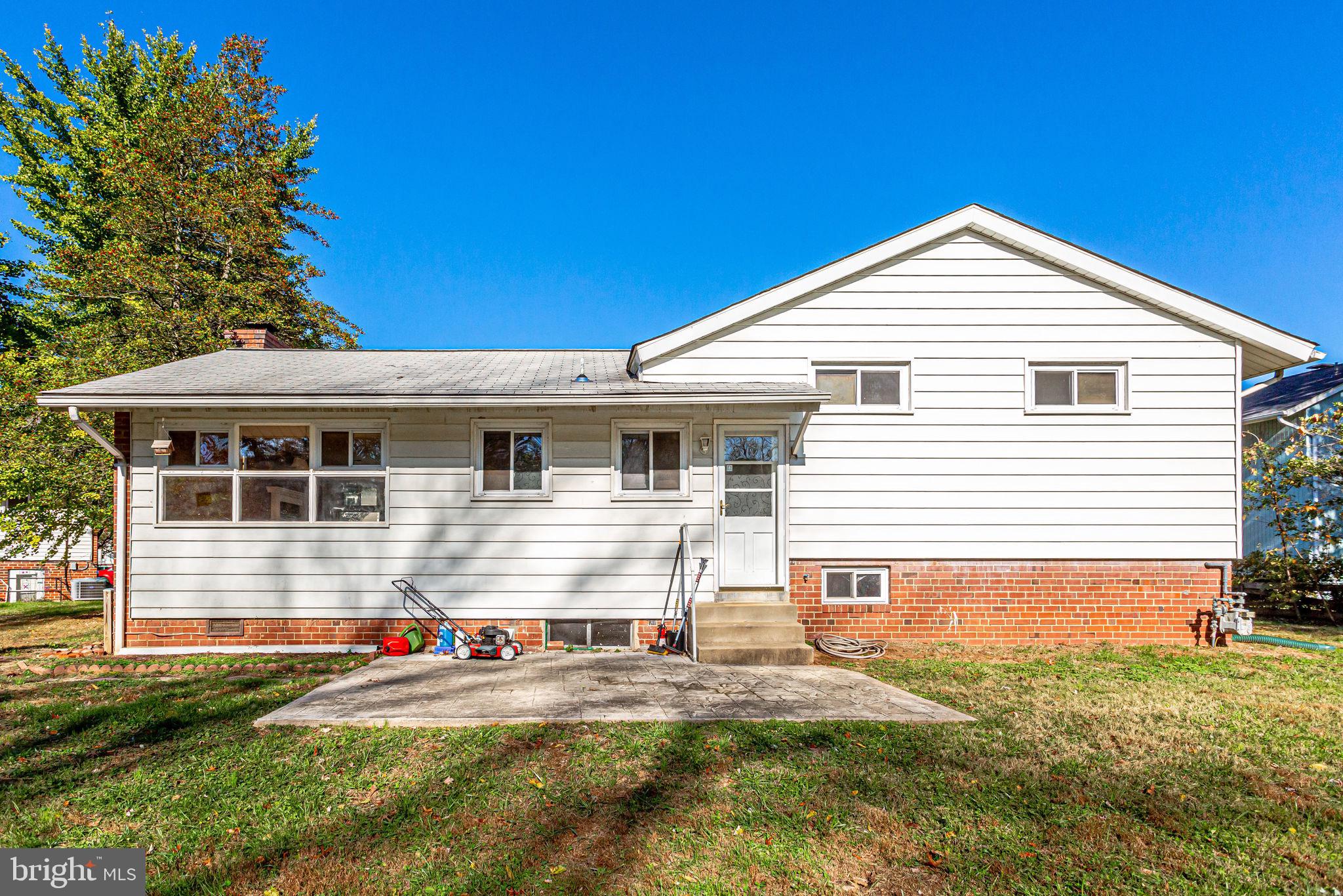 CHESTERBROOK GARDENS - Residential Lease