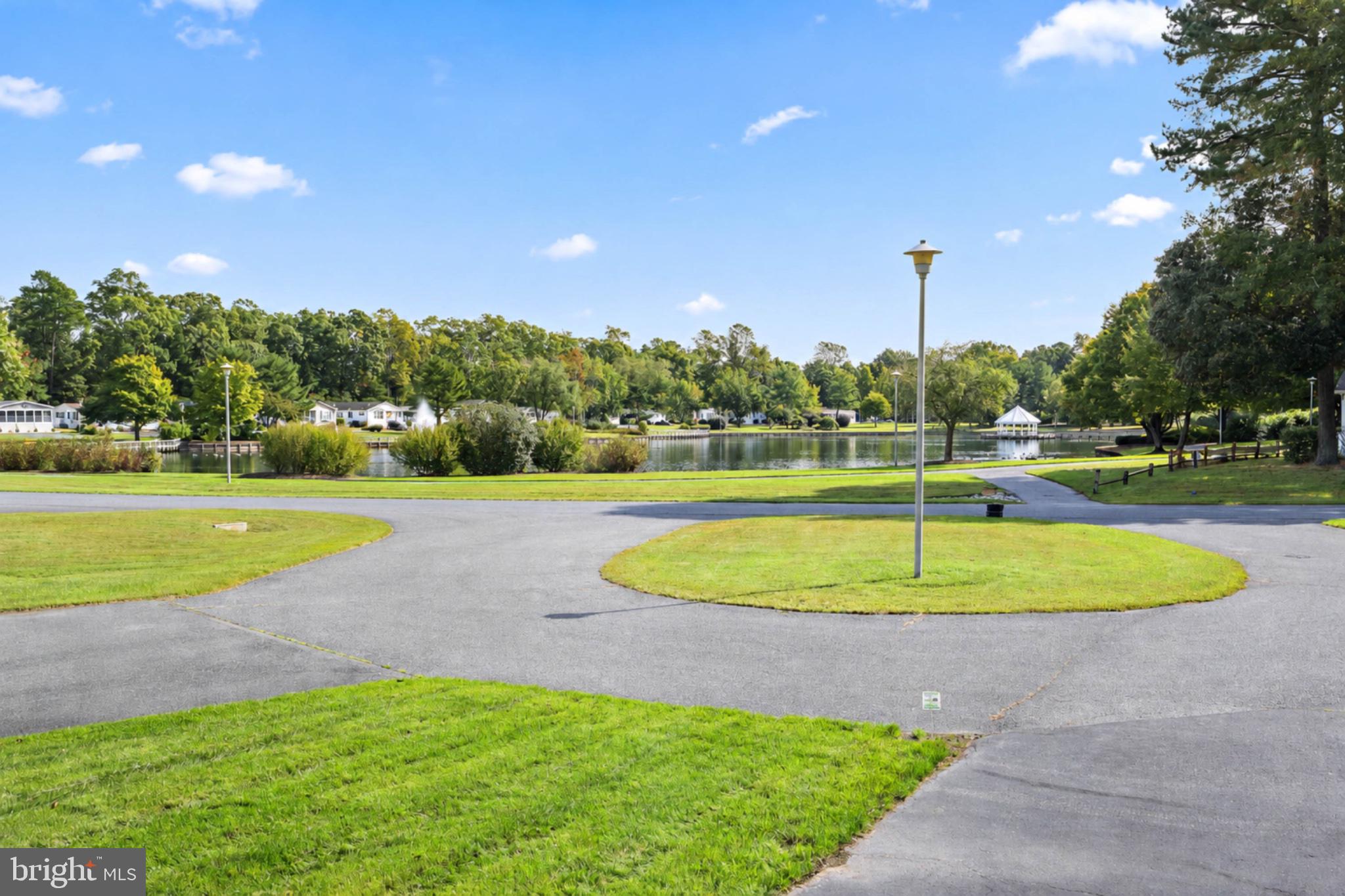 33334 LAKESHORE CIRCLE