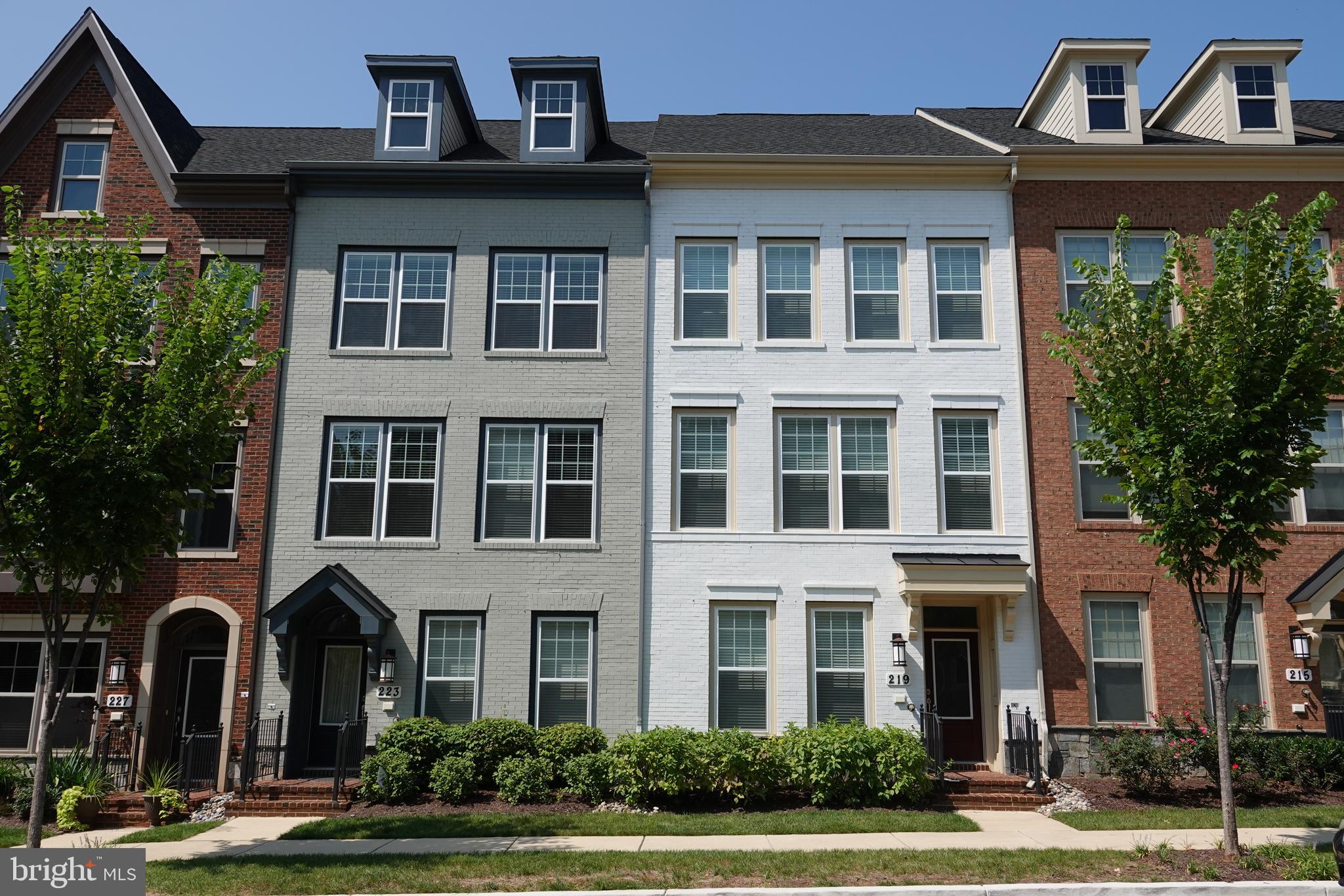 CROWN FARM - Residential Lease