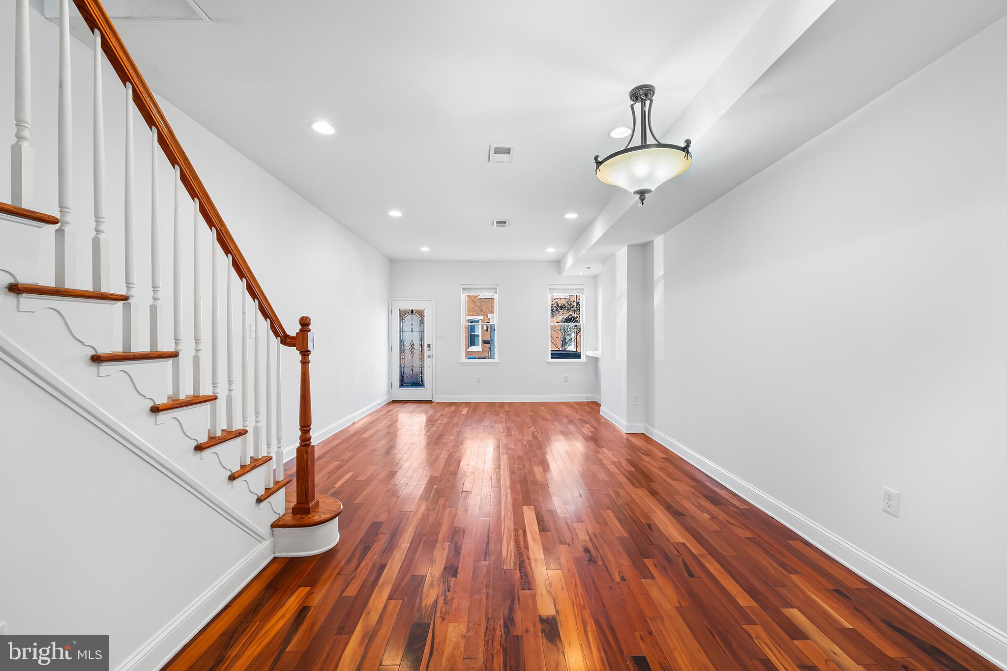 PORT RICHMOND - Residential