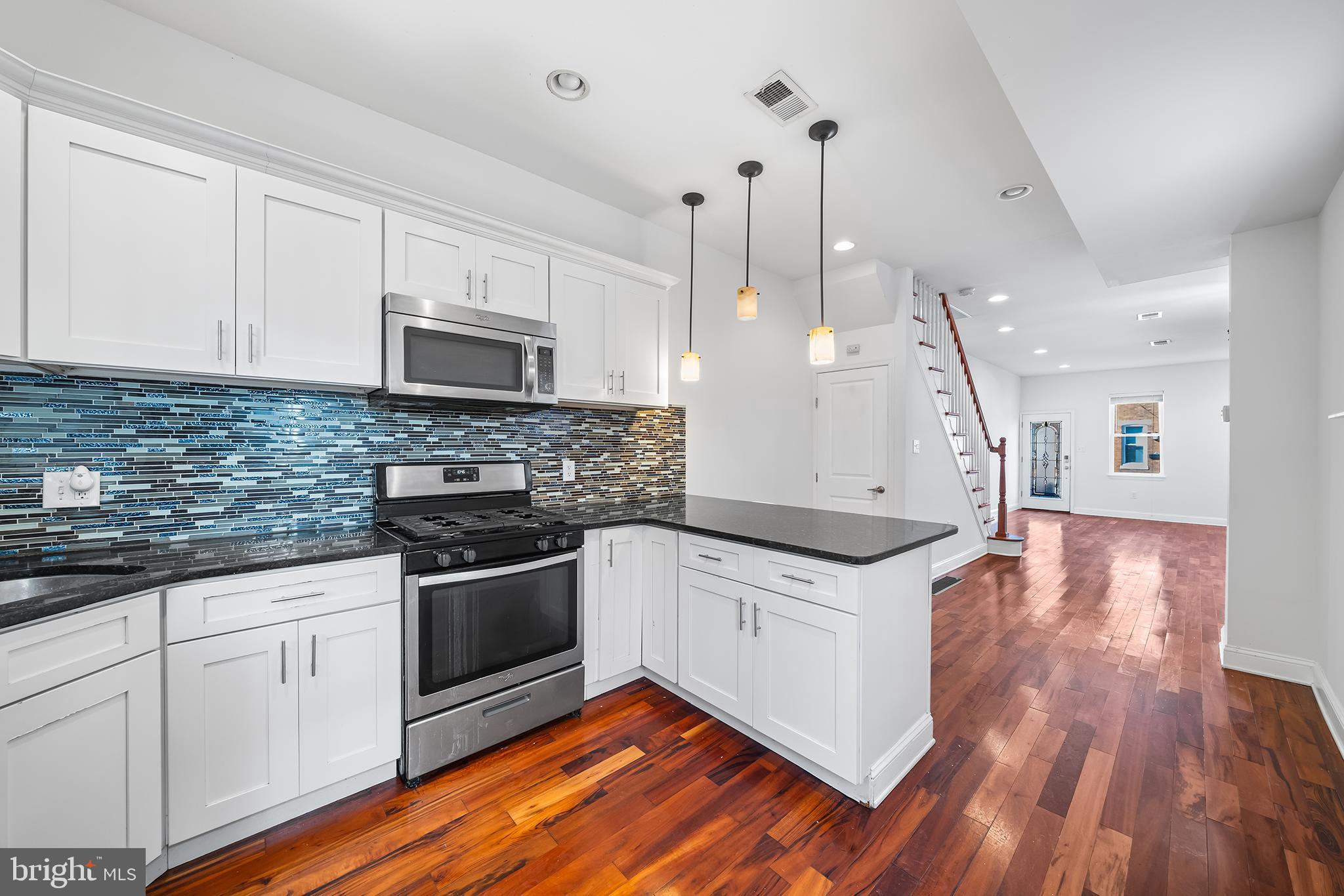 PORT RICHMOND - Residential