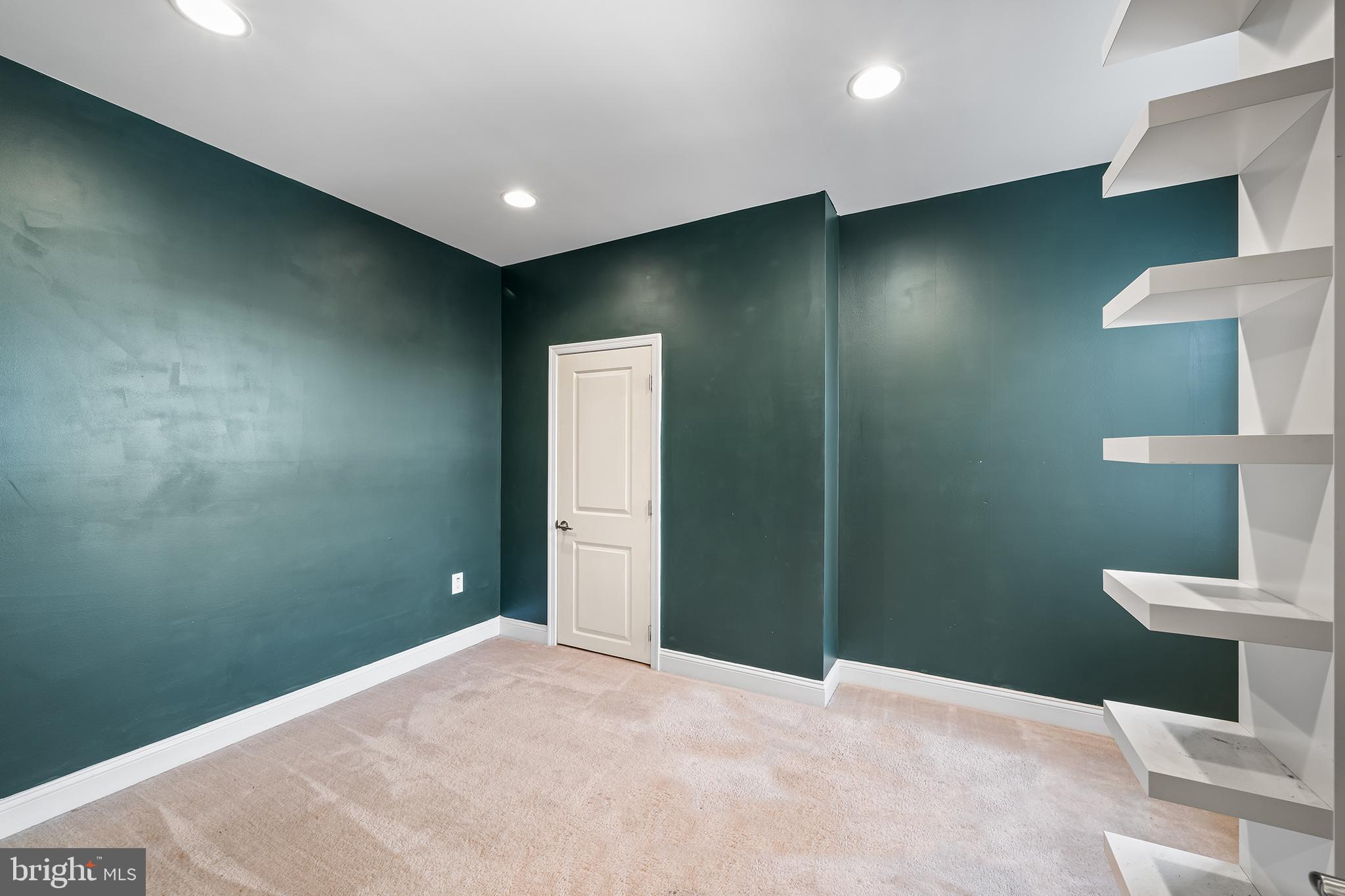 PORT RICHMOND - Residential