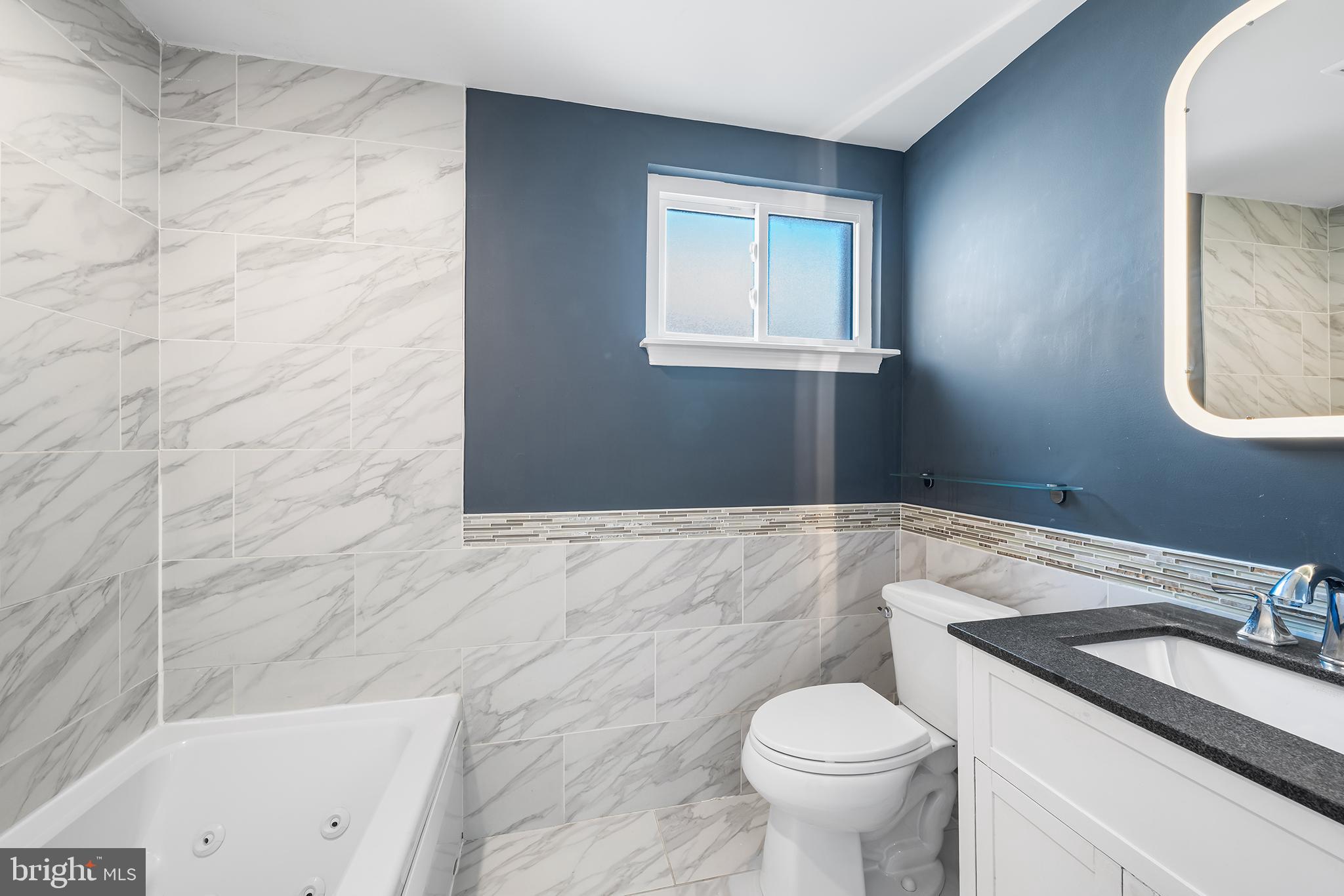 PORT RICHMOND - Residential