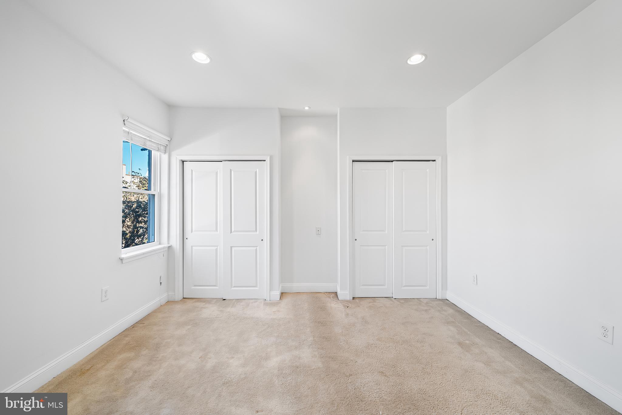 PORT RICHMOND - Residential