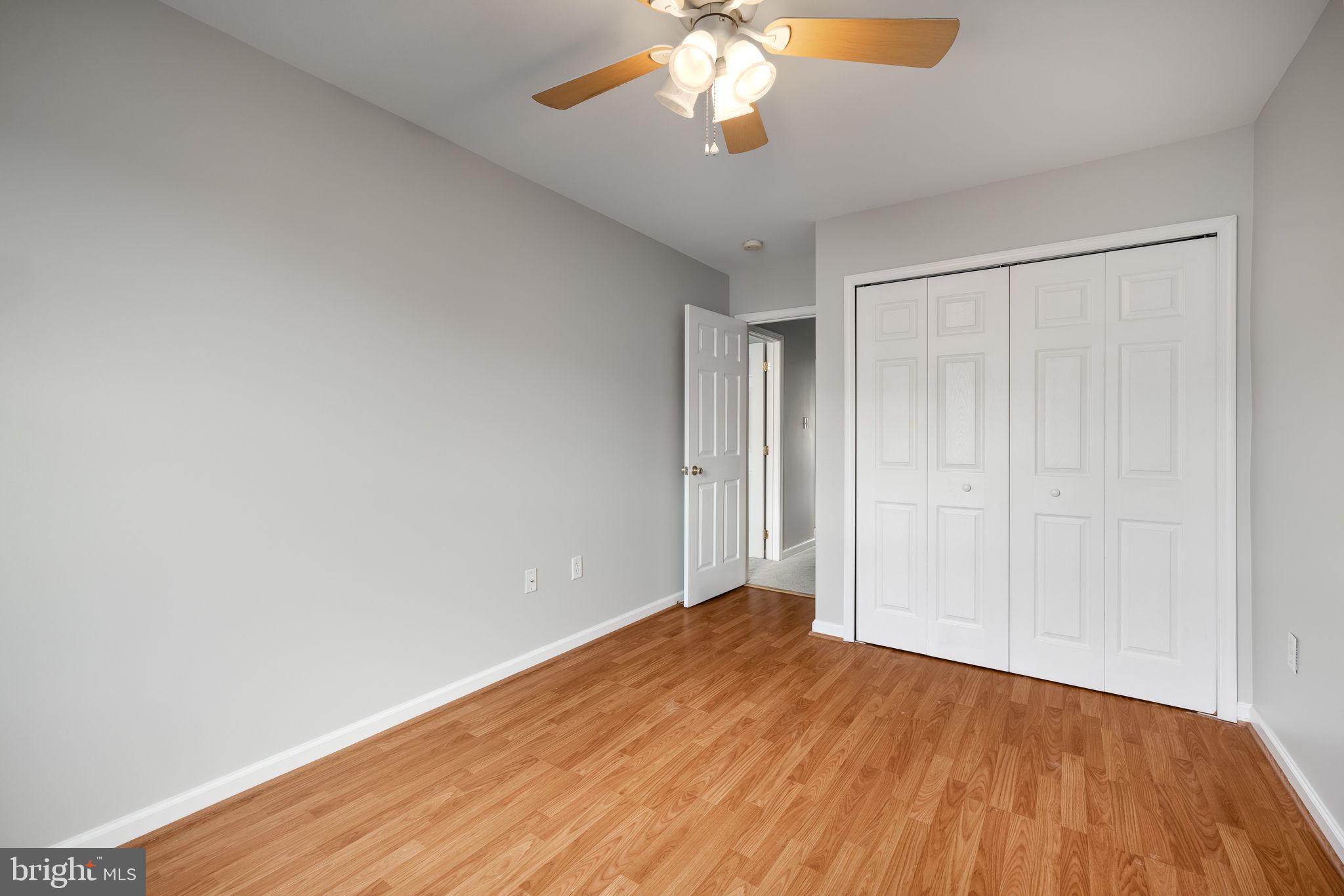 THE TOWNES OF RIDGEWAY - Residential